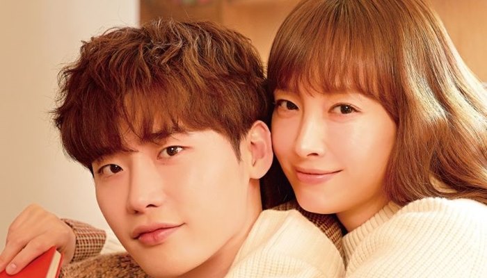 [Korea] Romance Is a Bonus Book